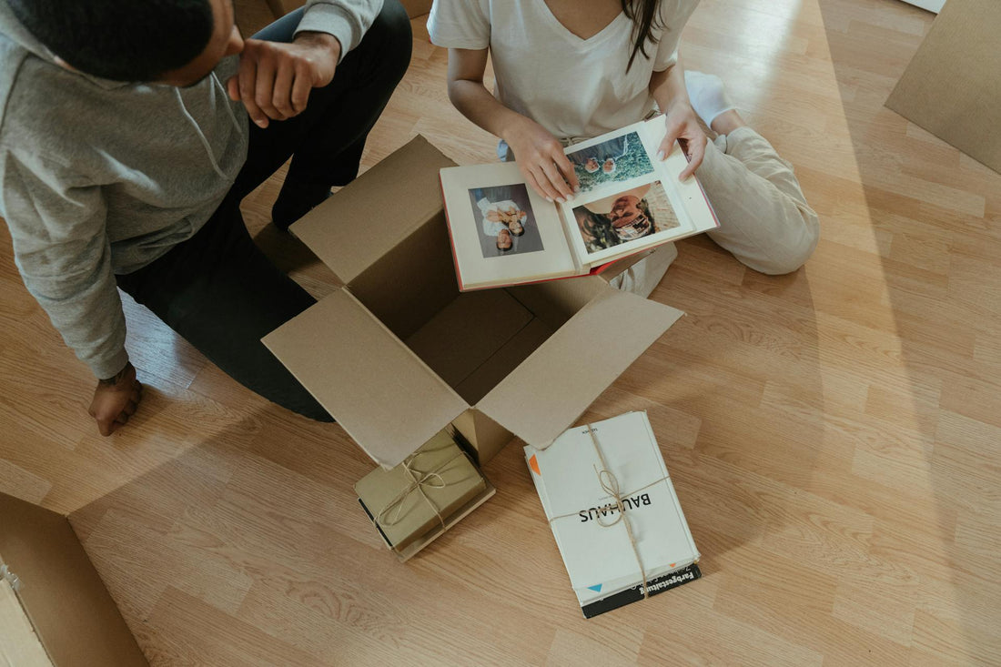 a couple trying to Prepare Your Media for Drop-Off in Atlanta
